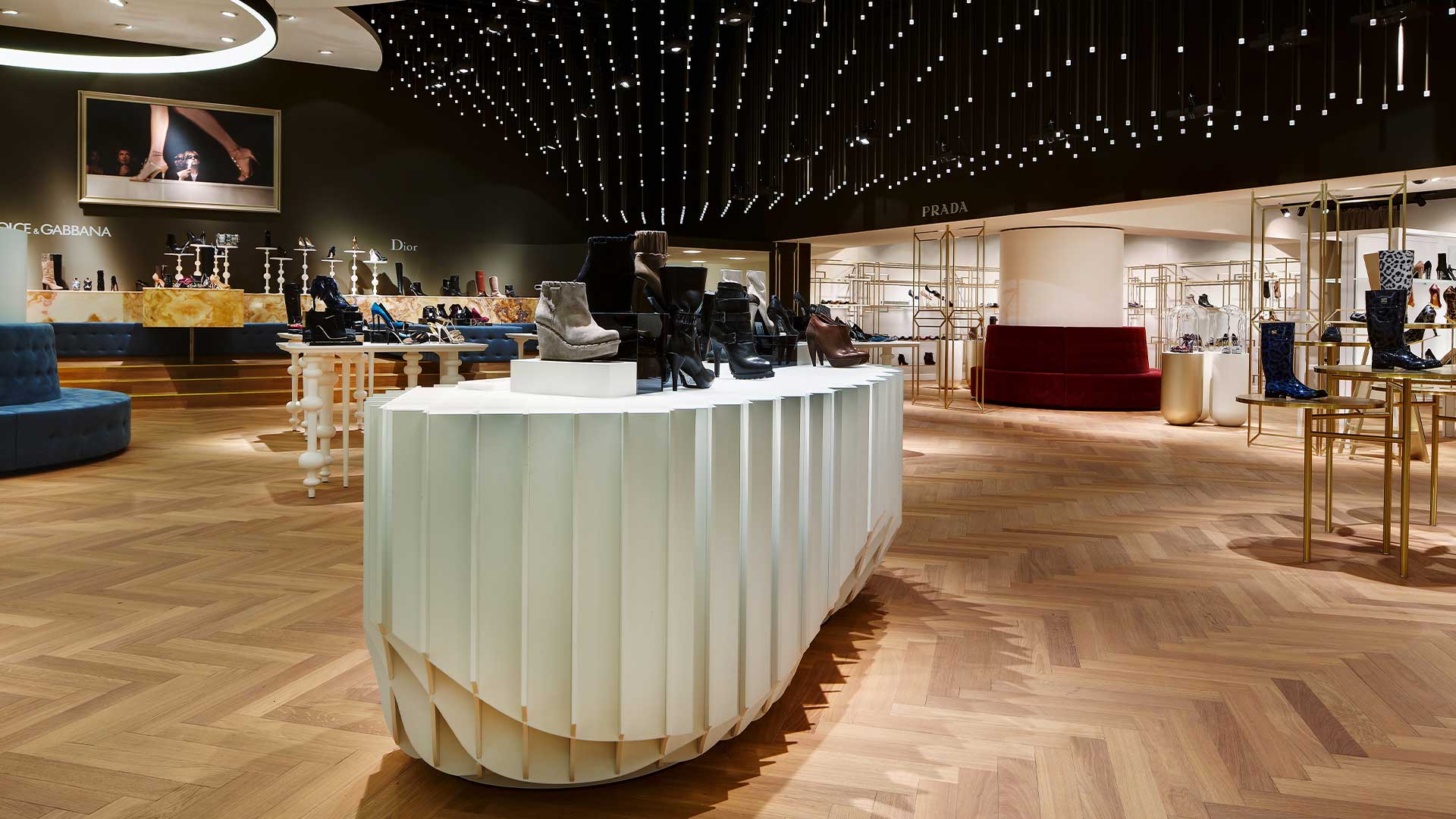 LIGANOVA | Breuninger | Brand Experience – Shoe Salon